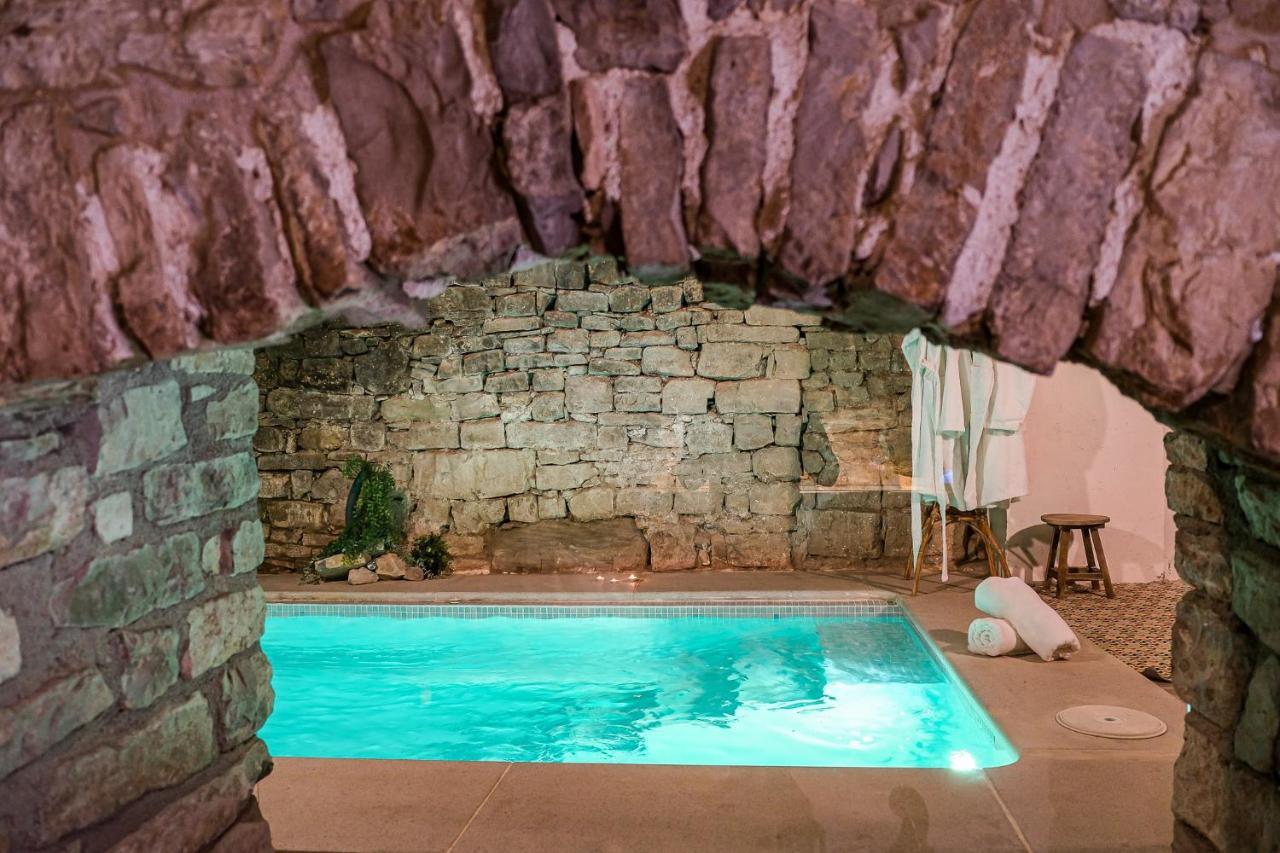 El Forn De Freixenet Con Servicios De Un Hotel Lleida Exterior foto